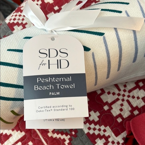 Peshtemal Beach Towel - White with Blue and Green Accents - Picture 2 of 5